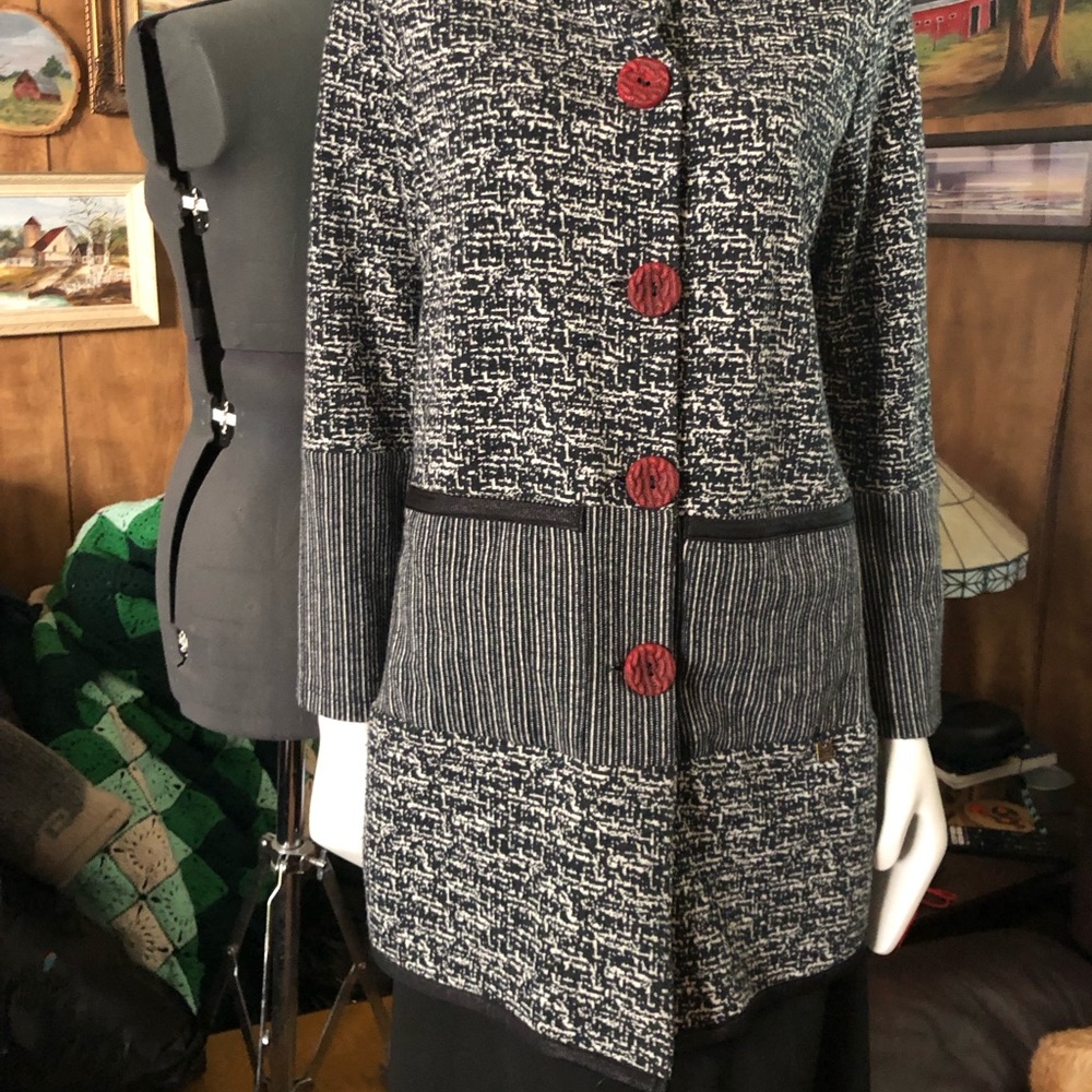 Zoe Sweater/Shacket - Picture 3 of 12
